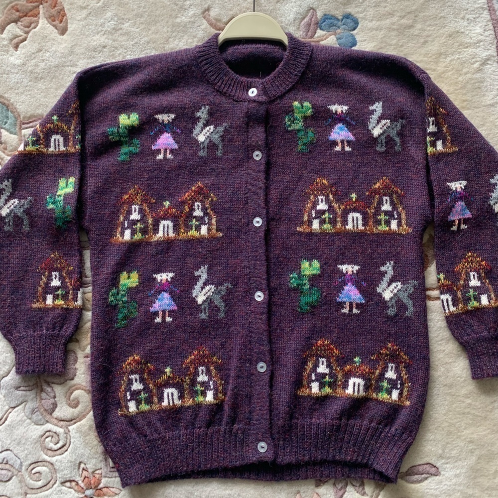 BABY ALPACA Women’s Medium Purple Knit Button Down Cardigan - Picture 2 of 15